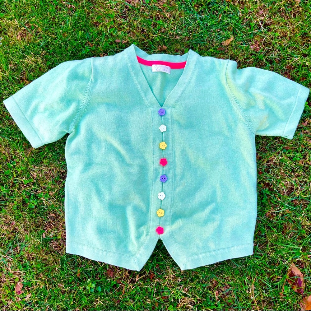 Y2K green top with flower buttons